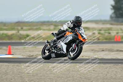 media/Apr-18-2025-TrackDaz (Fri) [[45f5874c44]]/C Group/Session 1 (Turn 7)/